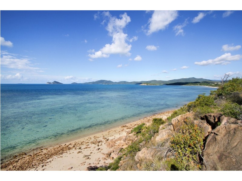1 Olden Court, Hideaway Bay QLD 4800