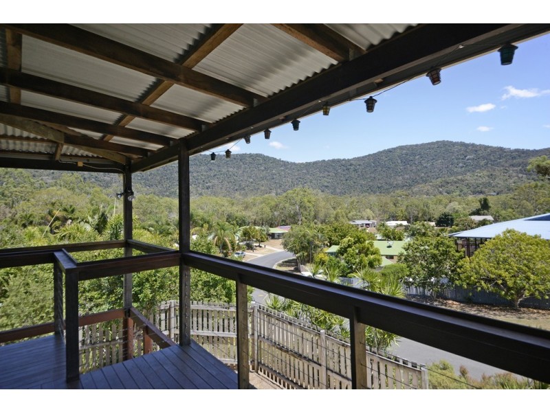 22 Kingfisher Terrace, Jubilee Pocket QLD 4802