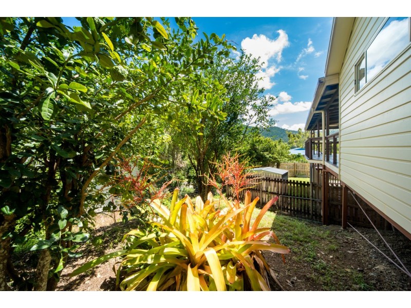 22 Kingfisher Terrace, Jubilee Pocket QLD 4802