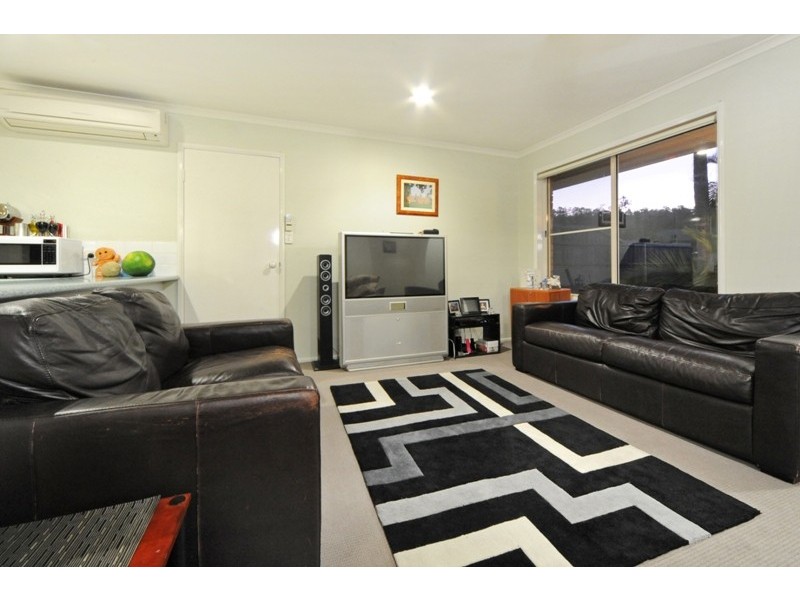 12 Esk Terrace, Cannonvale QLD 4802