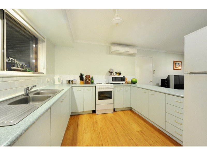 12 Esk Terrace, Cannonvale QLD 4802