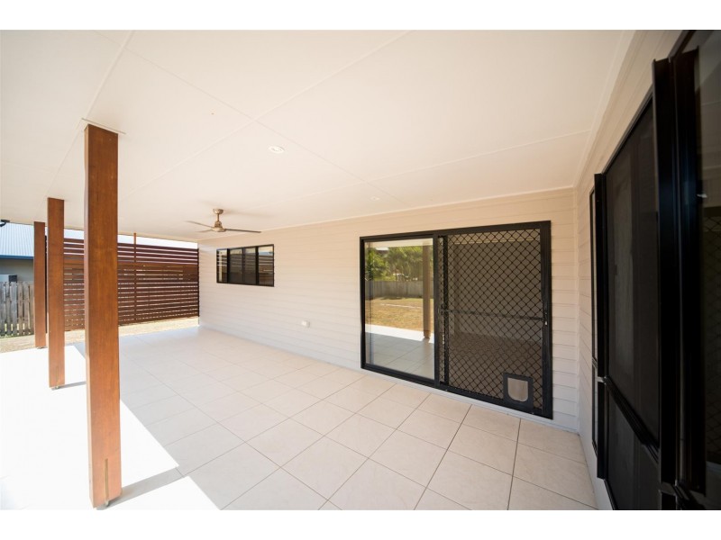 24 Sunset Drive, Jubilee Pocket QLD 4802