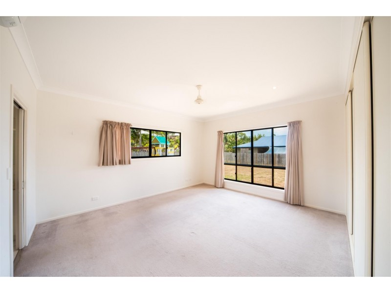 24 Sunset Drive, Jubilee Pocket QLD 4802