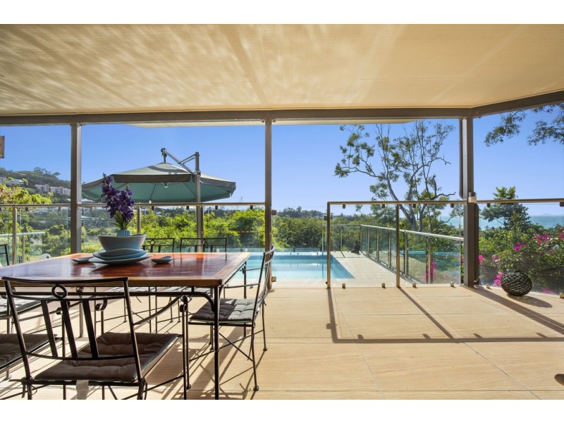 33 Stonehaven Court, Airlie Beach QLD 4802