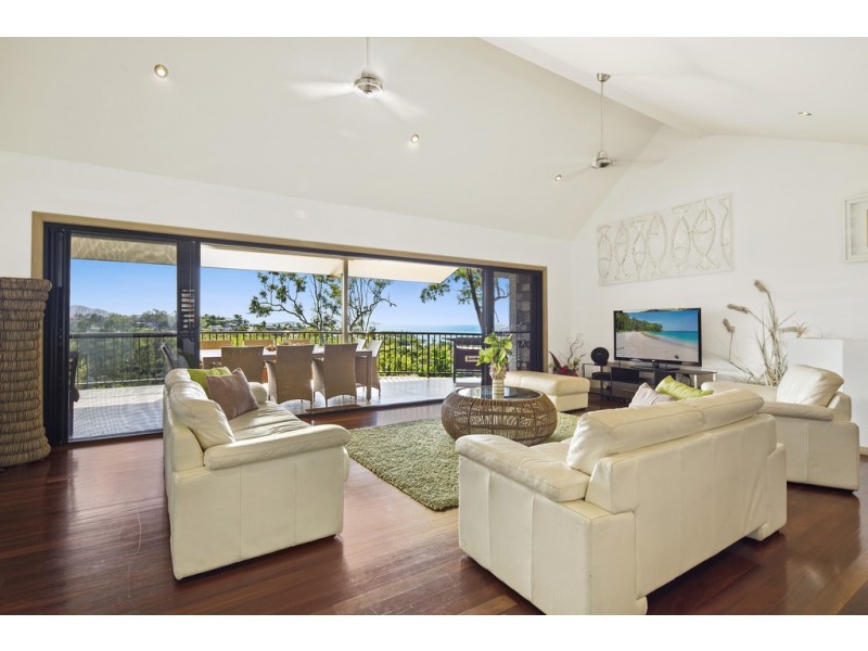 33 Stonehaven Court, Airlie Beach QLD 4802