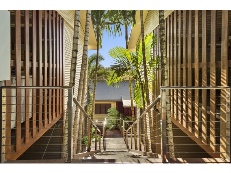 33 Stonehaven Court, Airlie Beach QLD 4802