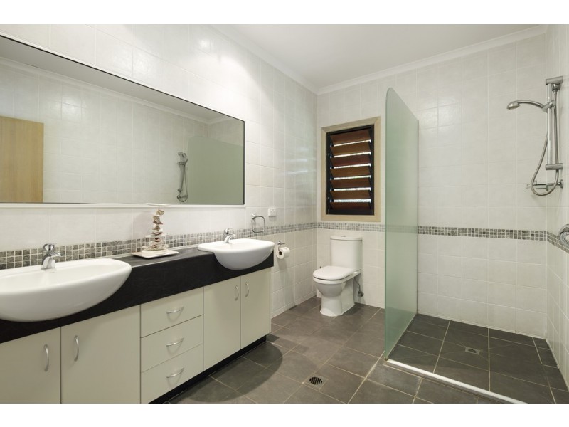 33 Stonehaven Court, Airlie Beach QLD 4802