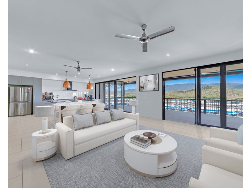 20 Whitehaven Crescent, Cannonvale QLD 4802