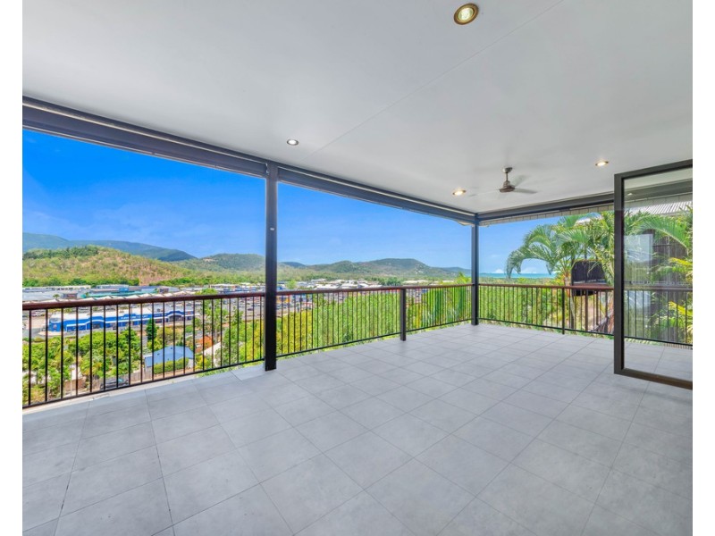 20 Whitehaven Crescent, Cannonvale QLD 4802