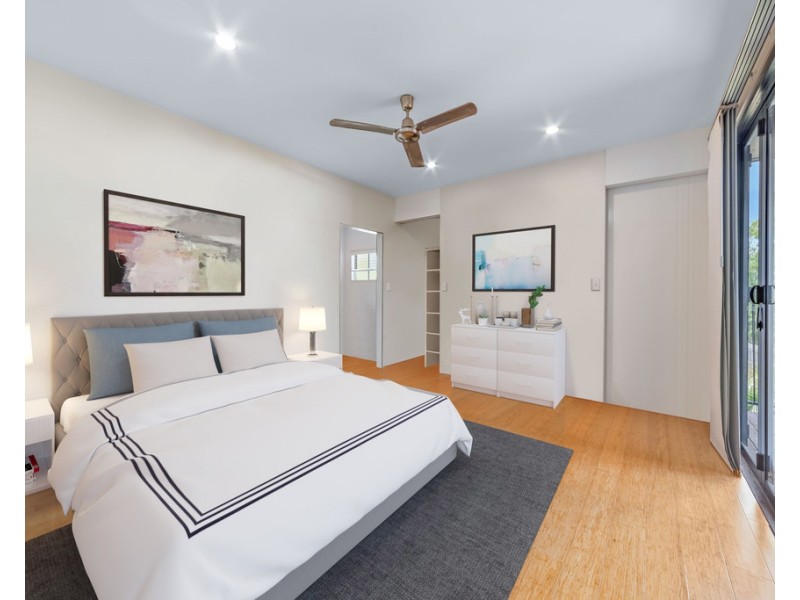 20 Whitehaven Crescent, Cannonvale QLD 4802