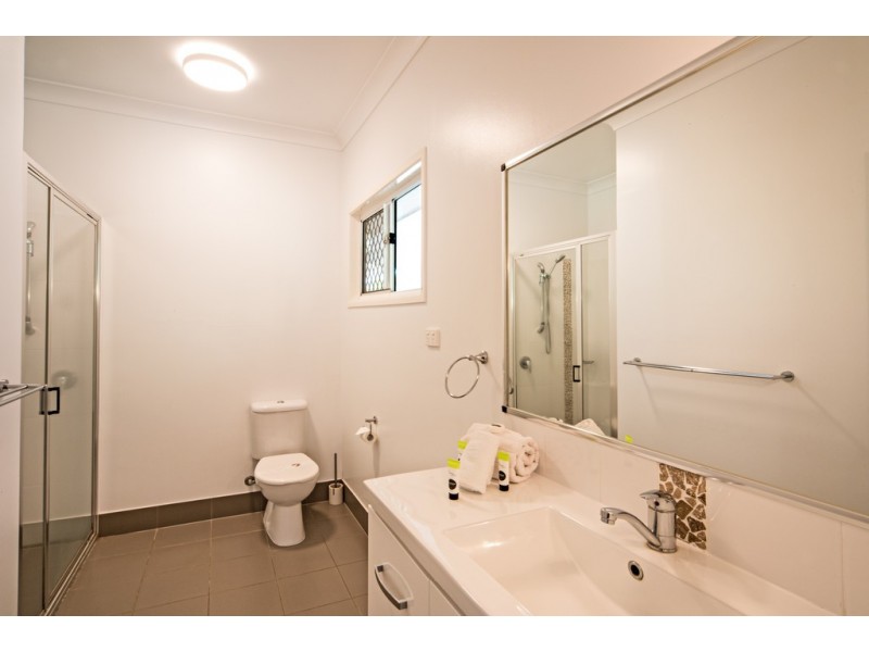 25 Wildlife Road, Jubilee Pocket QLD 4802