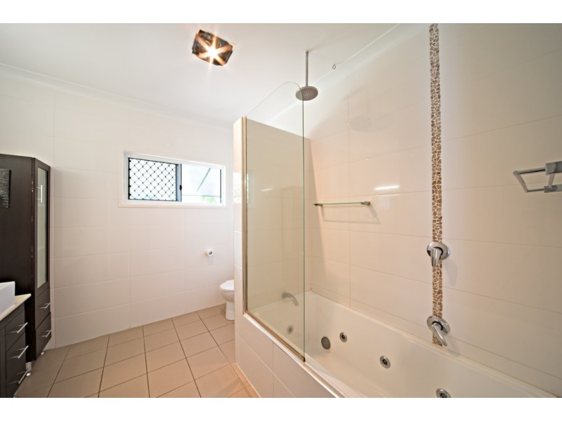 25 Wildlife Road, Jubilee Pocket QLD 4802