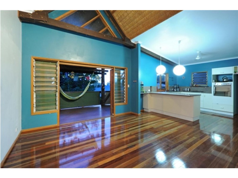 29 Eshelby Drive, Cannonvale QLD 4802