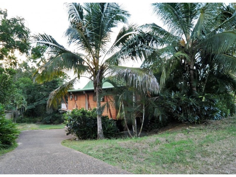 29 Eshelby Drive, Cannonvale QLD 4802