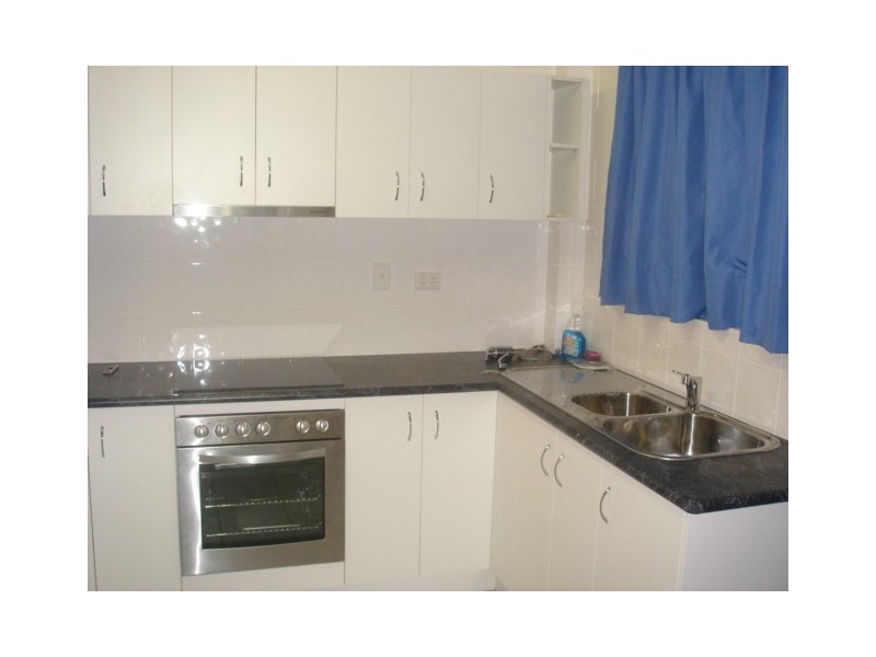 15/14 Island Dr, Cannonvale QLD 4802