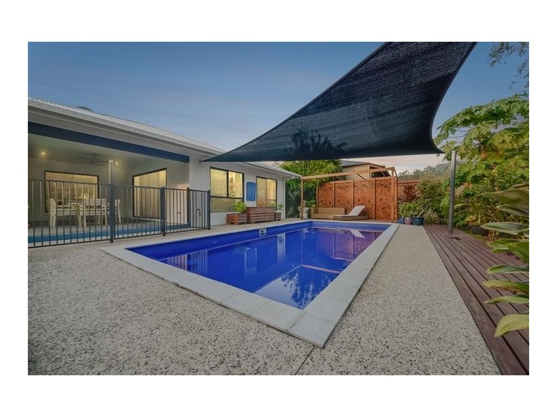 6 Jonquill Court, Cannonvale QLD 4802