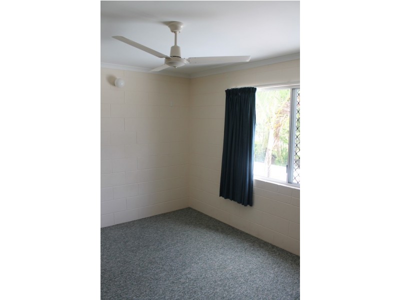 17/11 Island Drive, Cannonvale QLD 4802