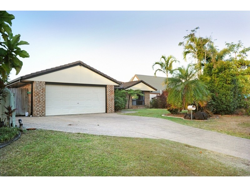 17 Panoramic Court, Cannonvale QLD 4802