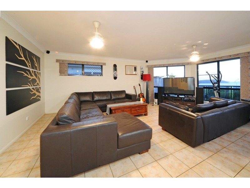 17 Panoramic Court, Cannonvale QLD 4802