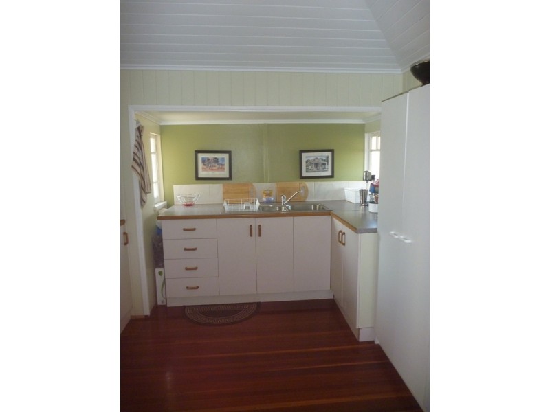 19 Chapman Street, Proserpine QLD 4800