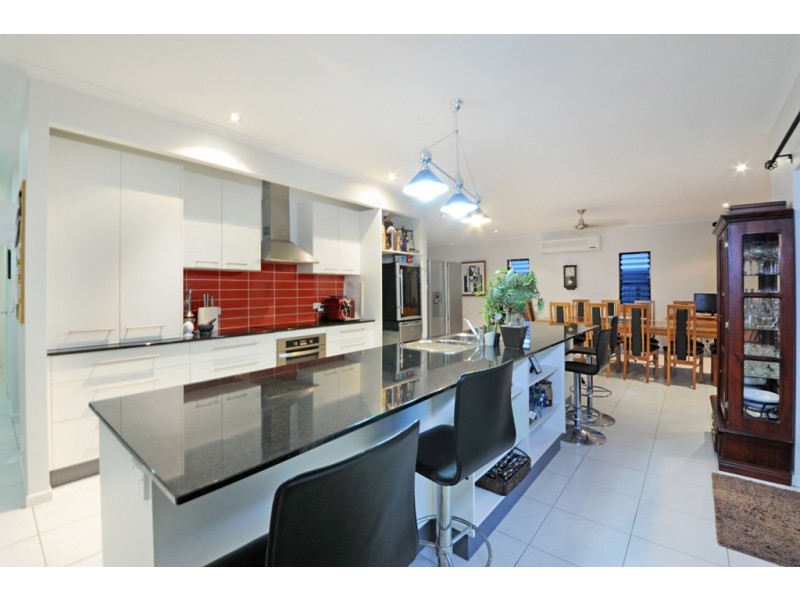 21 Armada Crescent, Jubilee Pocket QLD 4802