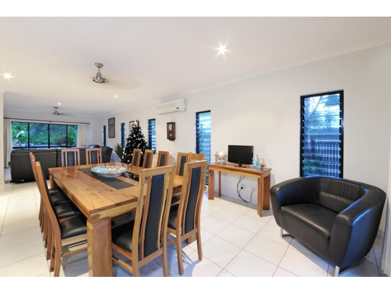 21 Armada Crescent, Jubilee Pocket QLD 4802