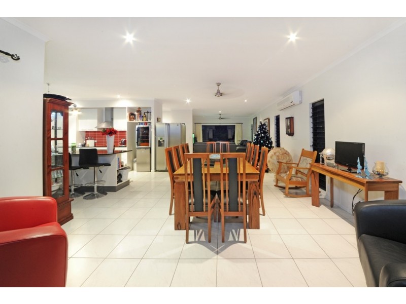 21 Armada Crescent, Jubilee Pocket QLD 4802