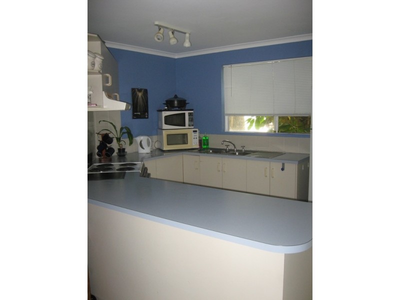 4/9 Erromango Drive, Jubilee Pocket QLD 4802