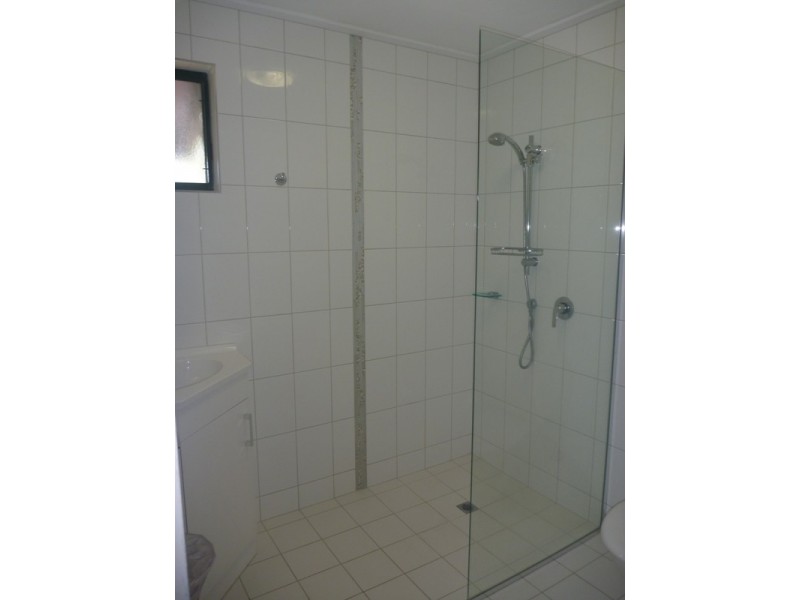 4/13 Faust Street, Proserpine QLD 4800