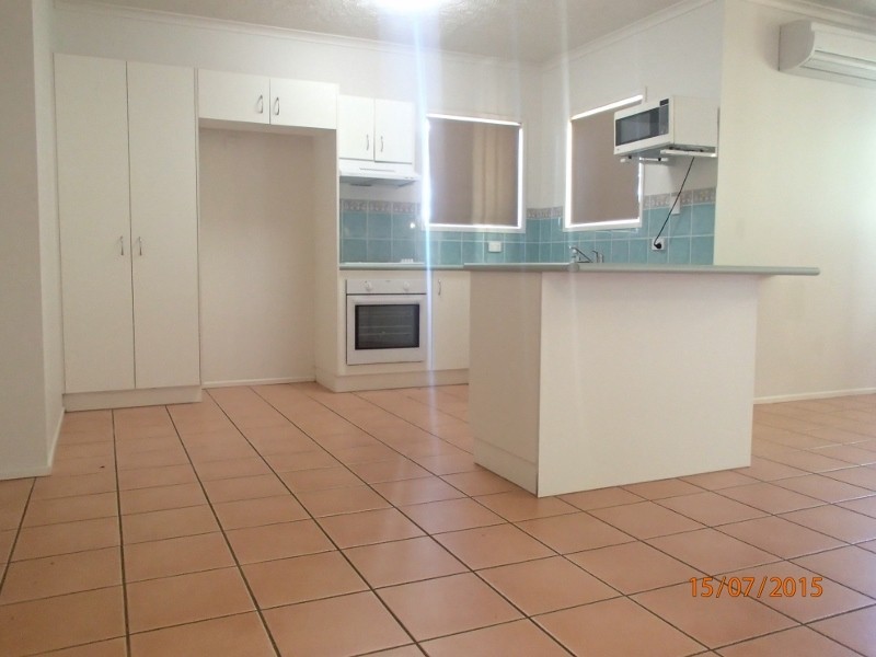 15/24 Island Drive, Cannonvale QLD 4802