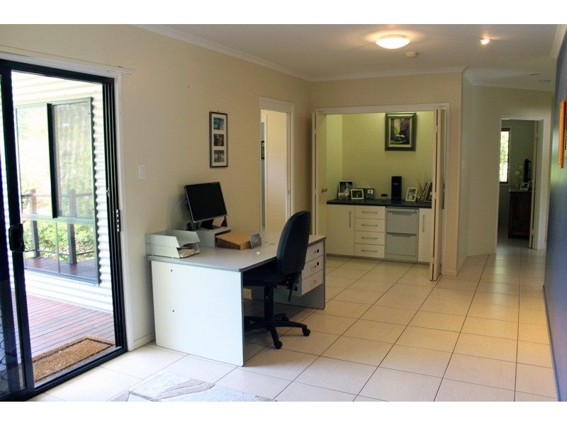 24 Grace Avenue, Cannonvale QLD 4802