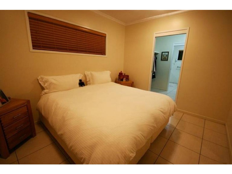24 Grace Avenue, Cannonvale QLD 4802