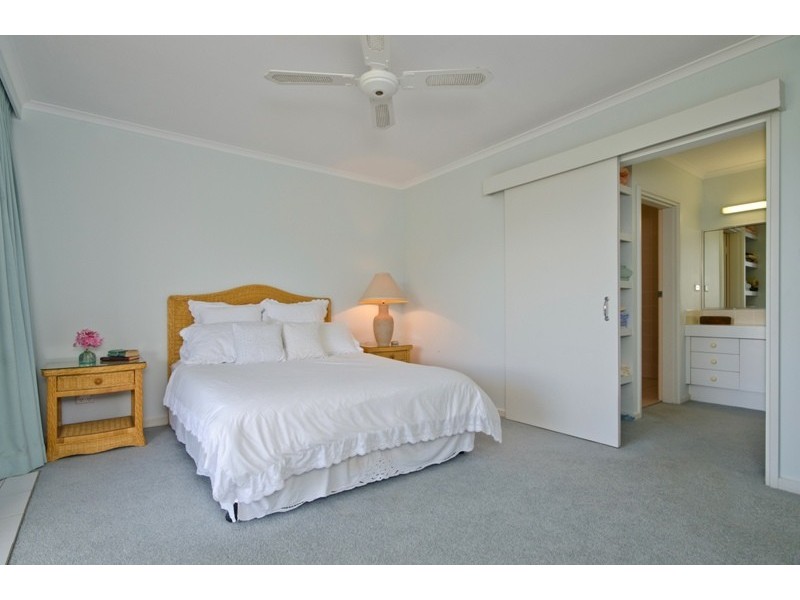 202 Poinciana Lodge, Marina Drive, Hamilton Island QLD 4803