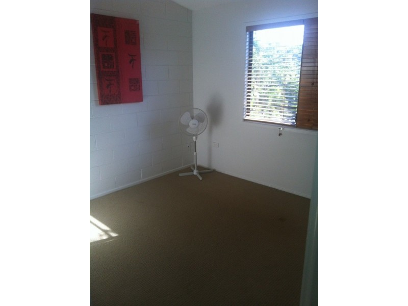 2/4 Border Drive, Cannonvale QLD 4802