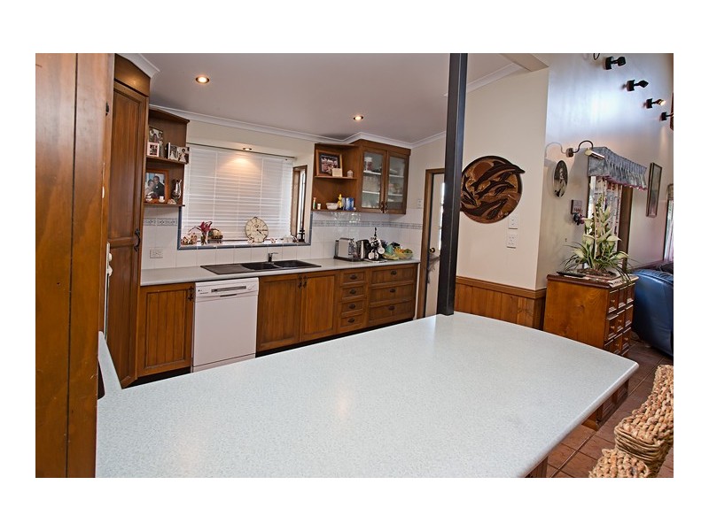 9 Riverview Drive, Mount Julian QLD 4800