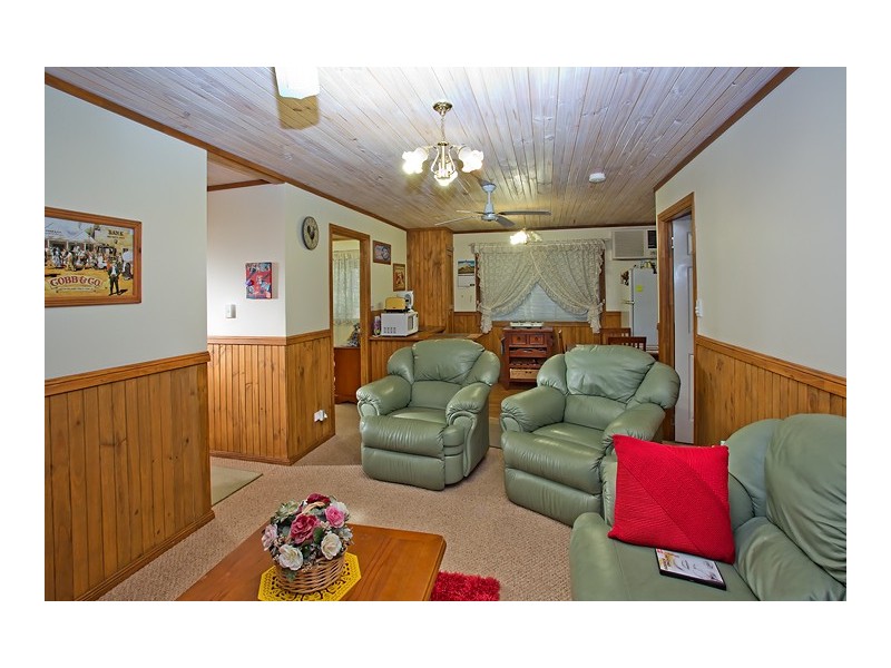 9 Riverview Drive, Mount Julian QLD 4800