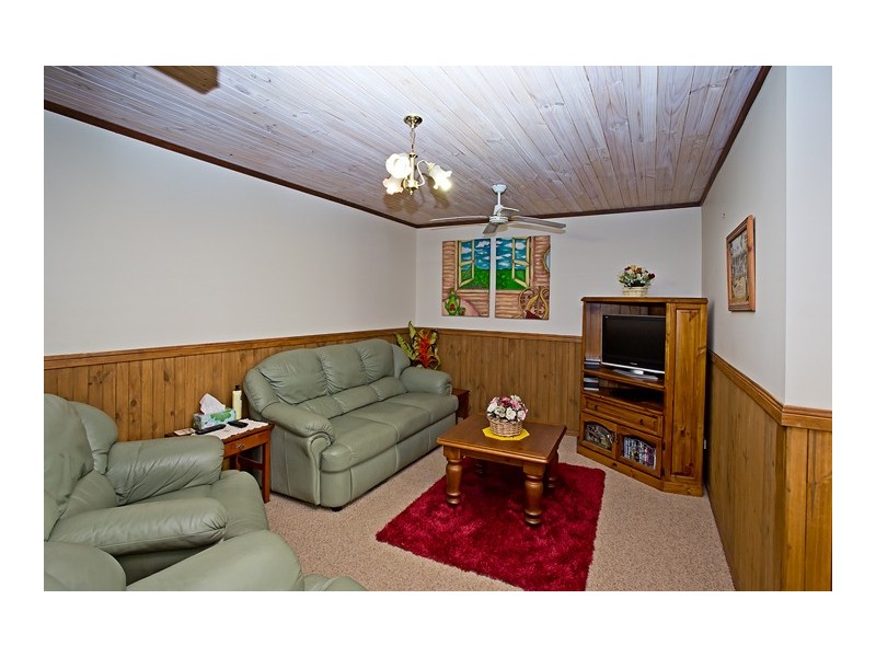 9 Riverview Drive, Mount Julian QLD 4800