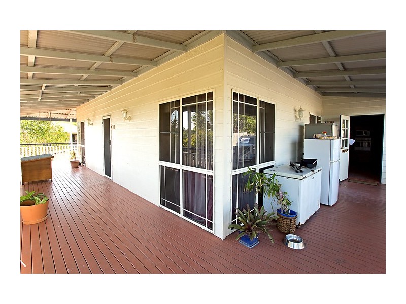 9 Riverview Drive, Mount Julian QLD 4800