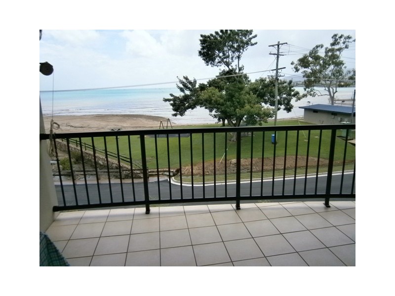 9/36 Coral Esplanade, Cannonvale QLD 4802
