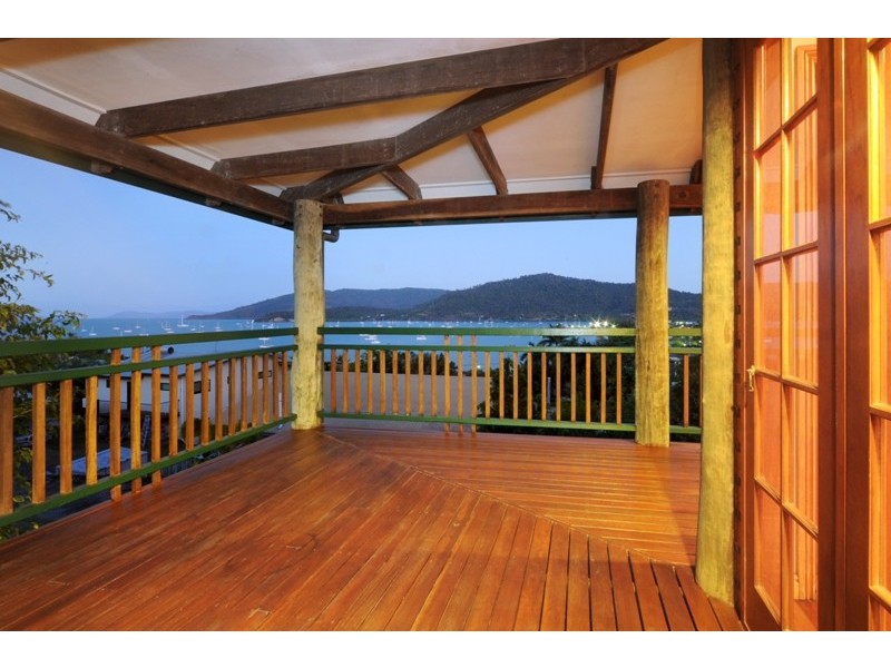 1 Mazlin Street, Airlie Beach QLD 4802