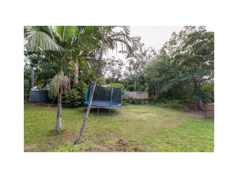 27 Eshelby Drive, Cannonvale QLD 4802