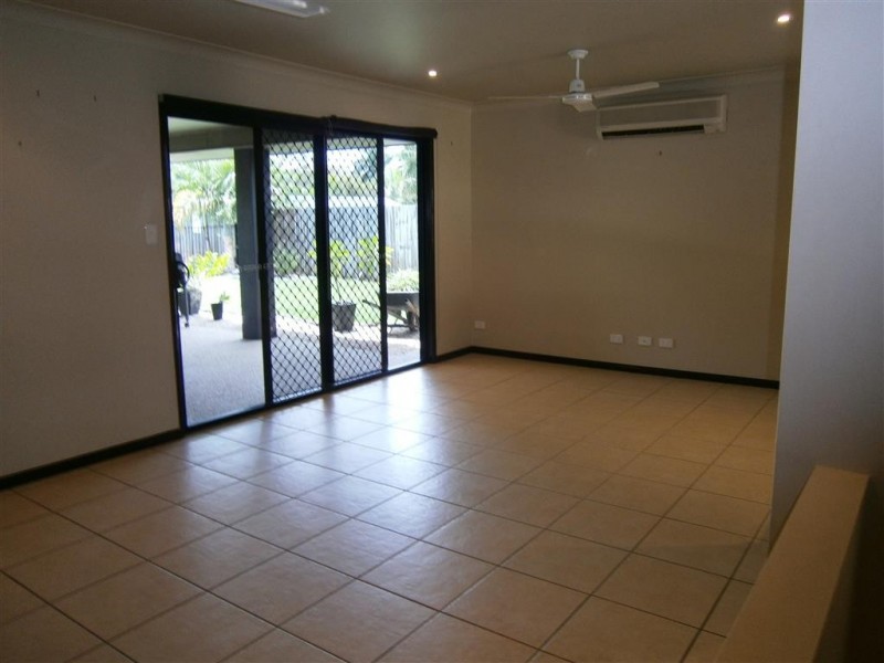 32 Sanctuary Ave, Jubilee Pocket QLD 4802