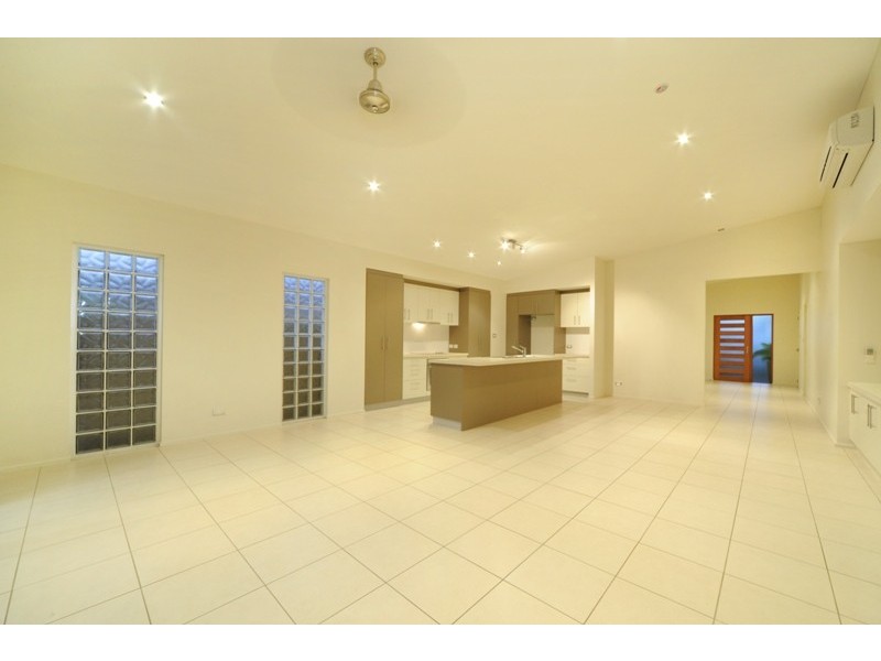 90 Abell Road, Cannonvale QLD 4802