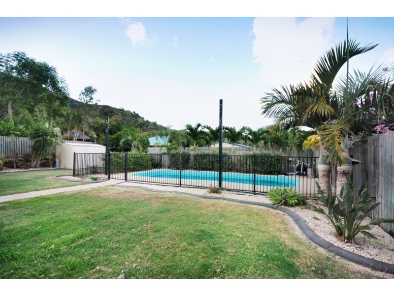 32 Sanctuary Ave, Jubilee Pocket QLD 4802