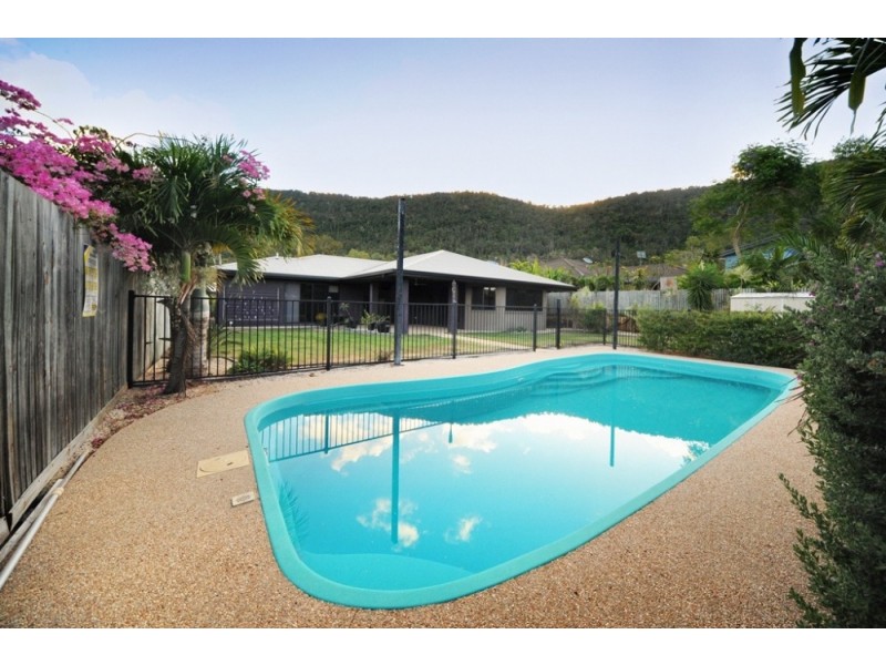 32 Sanctuary Ave, Jubilee Pocket QLD 4802