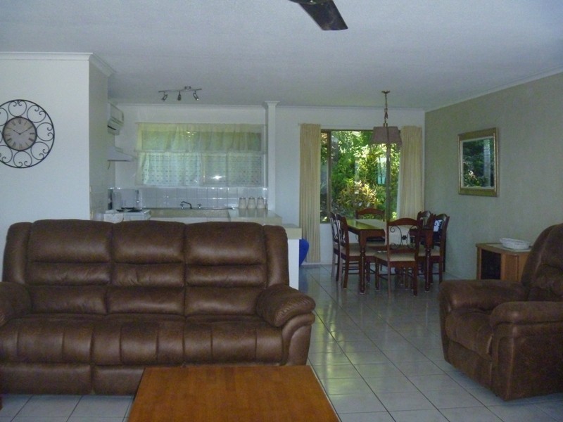 139/4 Eshelby Drive, Cannonvale QLD 4802