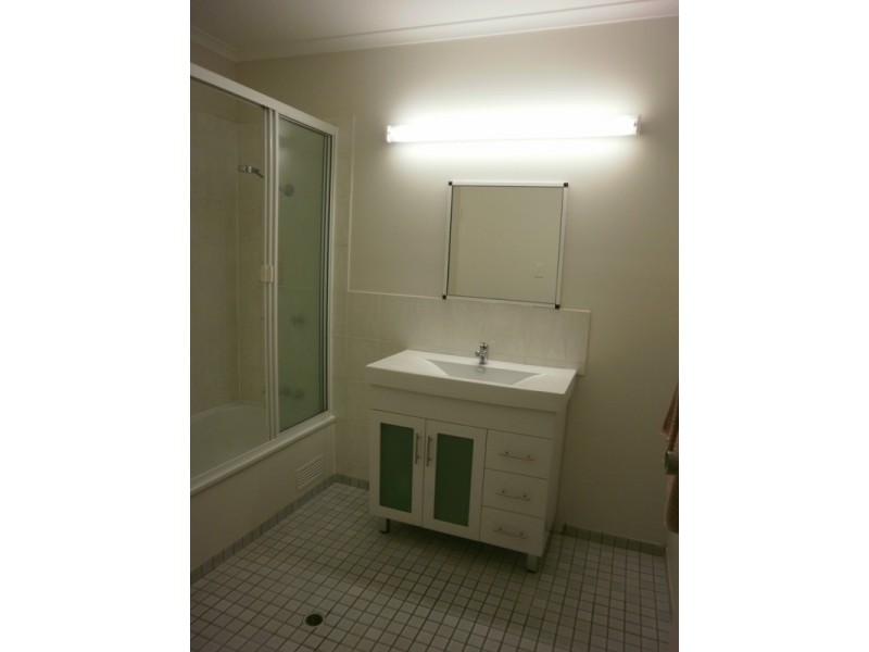 18/14 Island Drive, Cannonvale QLD 4802