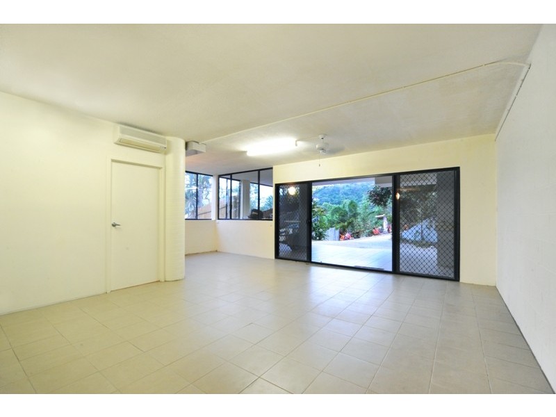 5 Nara Avenue, Airlie Beach QLD 4802