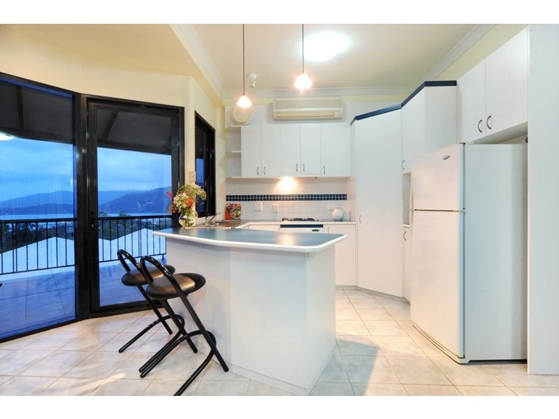 5 Nara Avenue, Airlie Beach QLD 4802