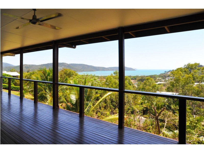 19 Panoramic Court, Cannonvale QLD 4802